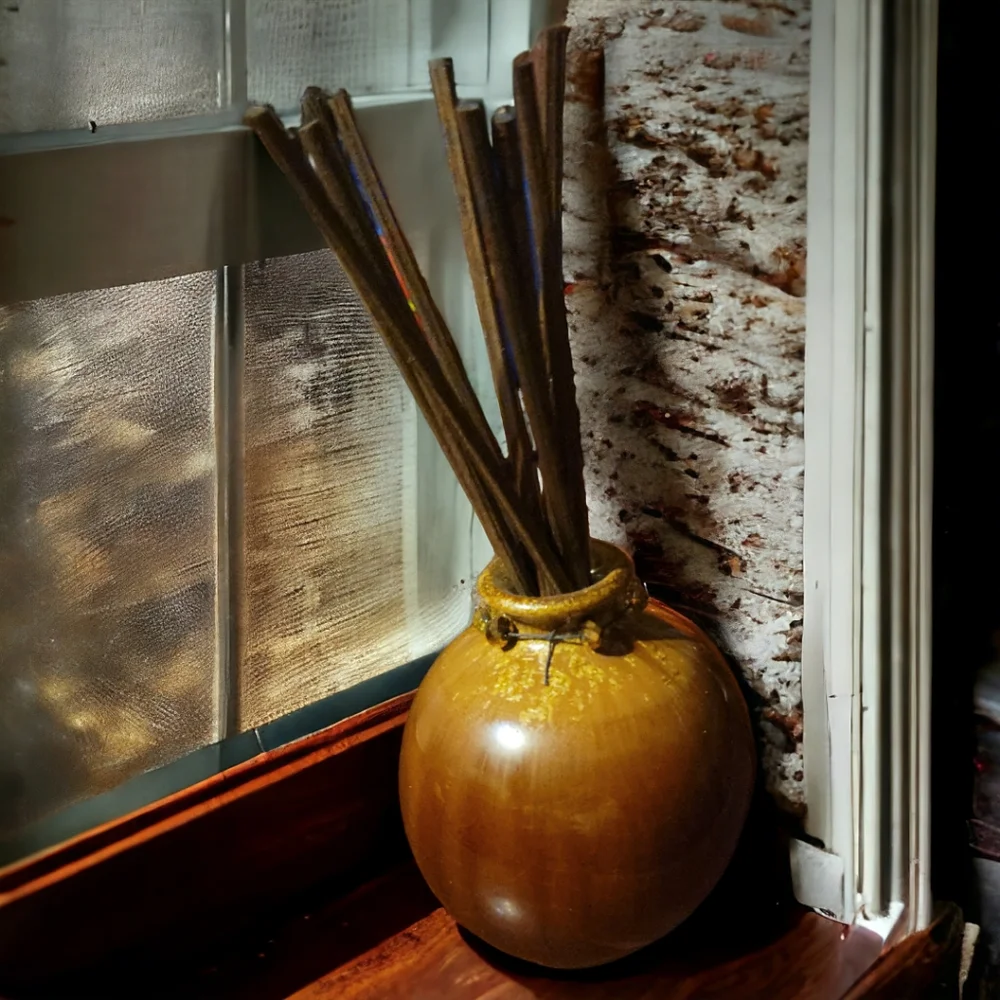 Vtg Bailey Street Home 2499-BEL-4907760 Faith Reed Diffuser Vase